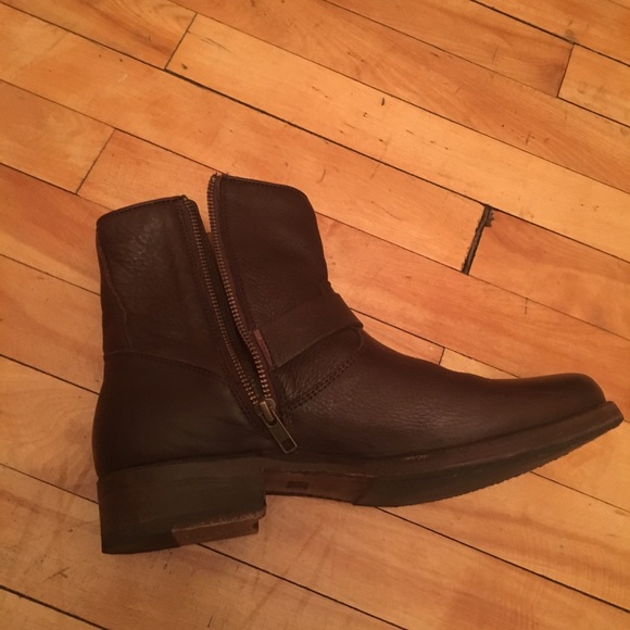 EUC Frye Vicky Boots size 10 - Picture 7 of 7